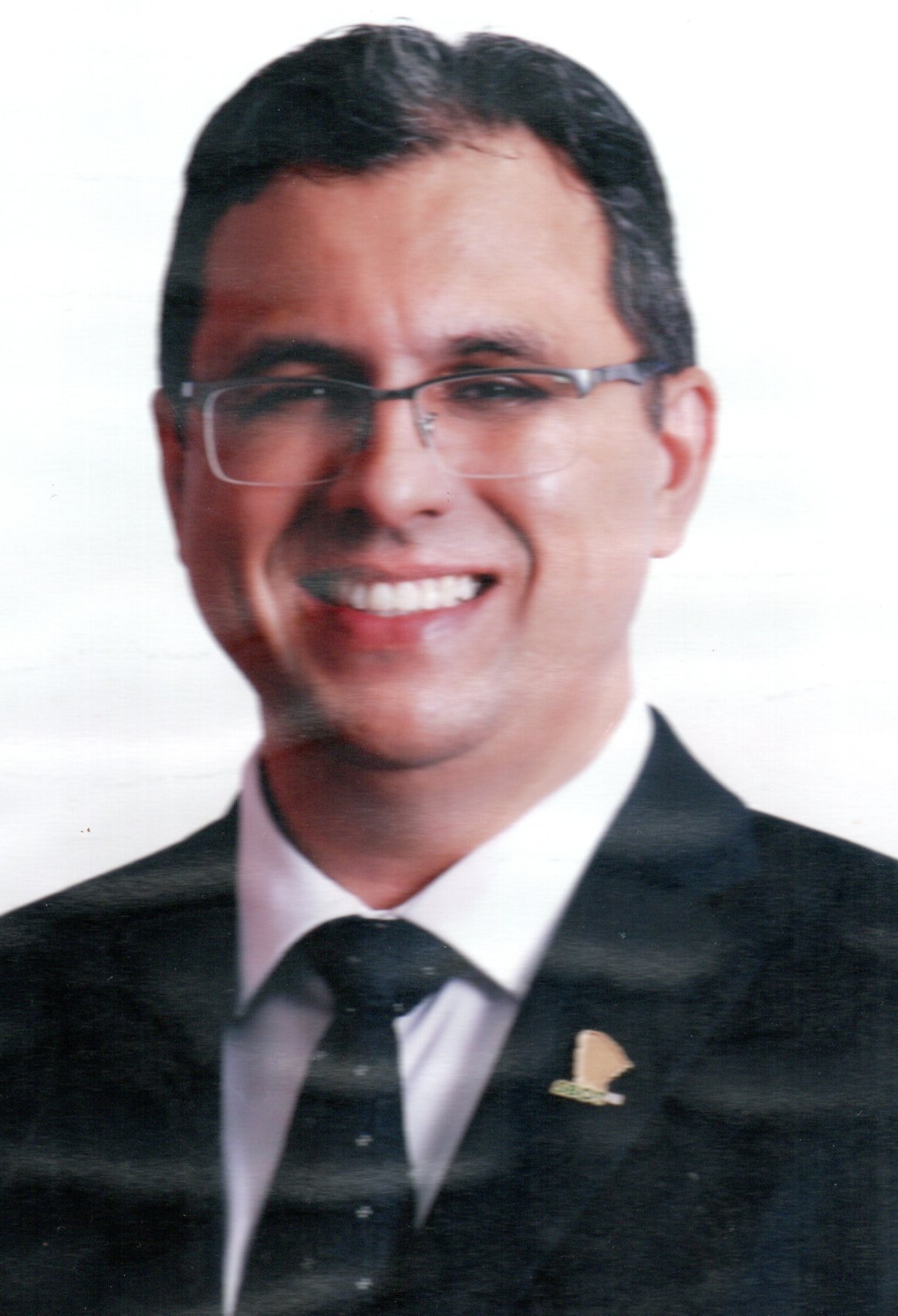 Dr. Tiago de Morais Gomes